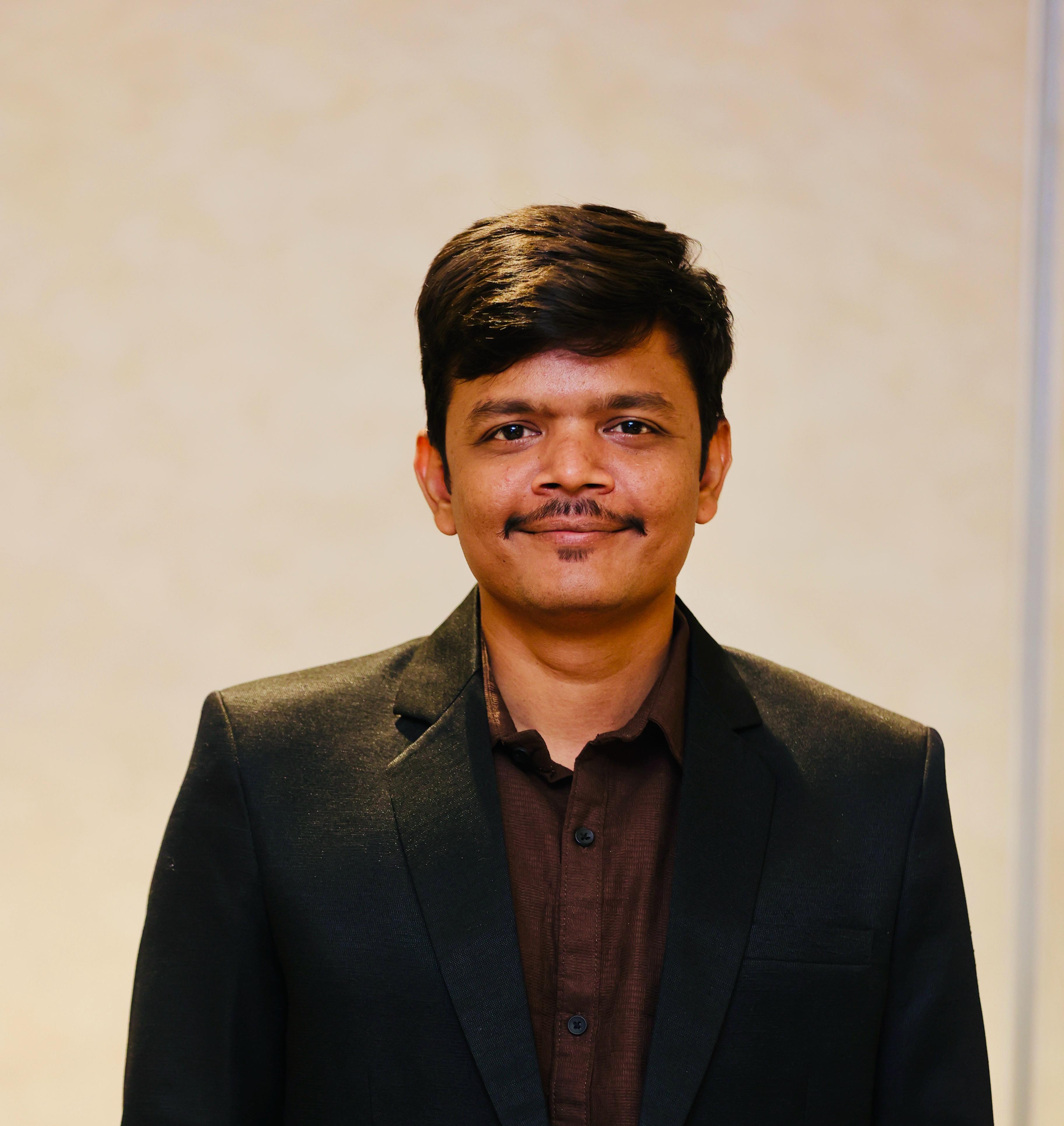 Shri Sachin Shroff